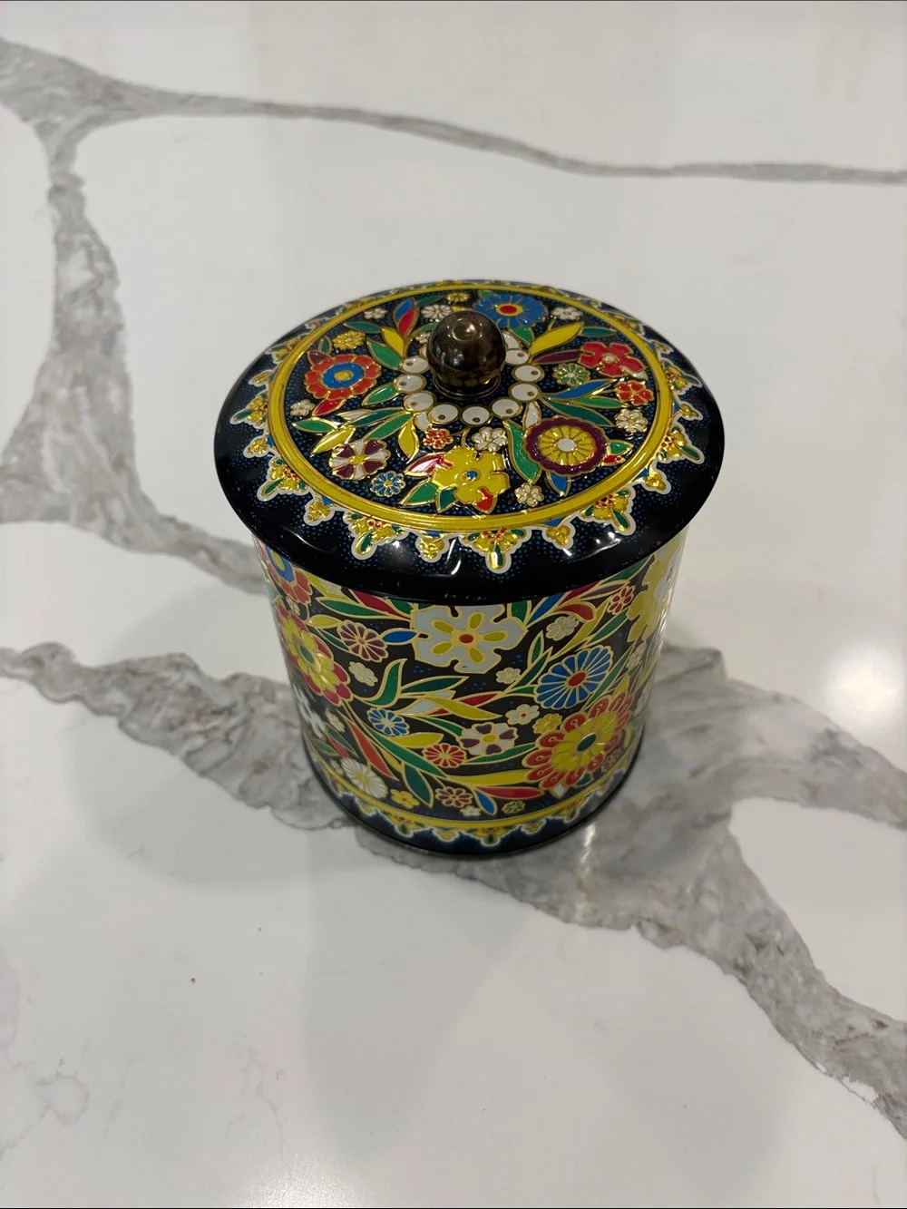 Vintage Daher Long Island NY Tin Canister Floral Made In England 11101